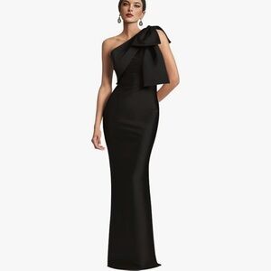 Elegant Black Evening Gown